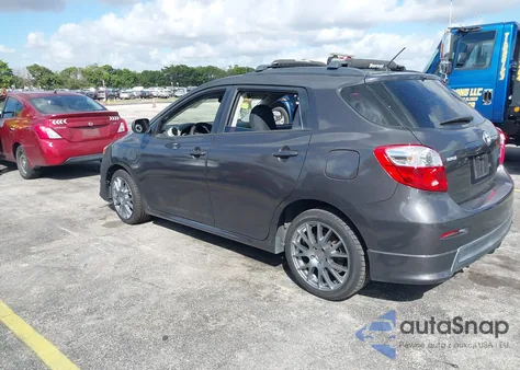2009 Toyota Matrix S z USA, uszkodzony, nr VIN 2T1KE40E79C002554